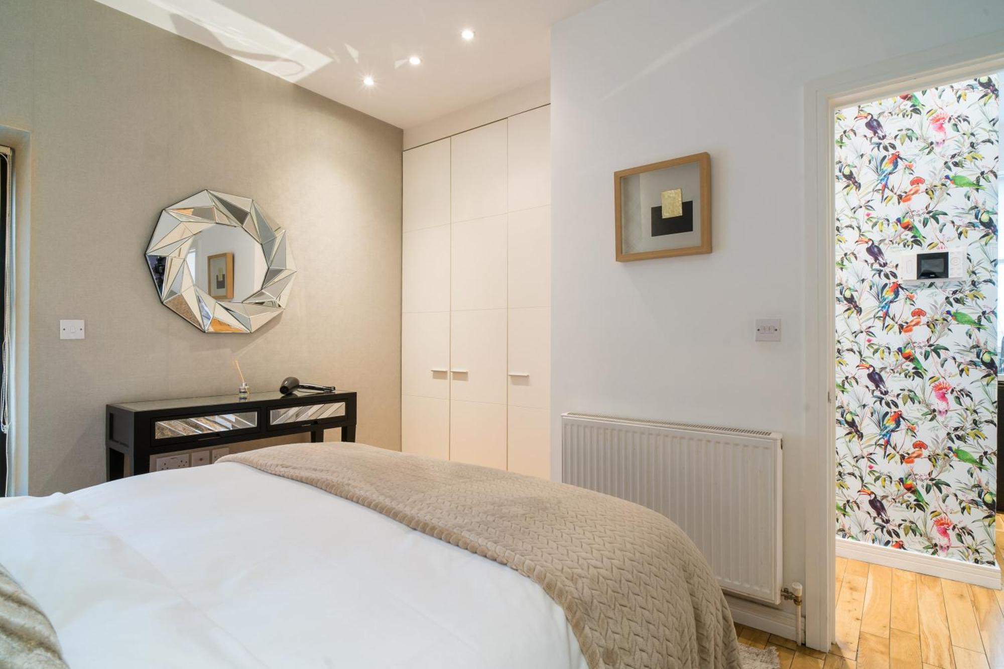 Oakfield Premier Apartments - Fast Wifi - 5 Mins City Centre Cardiff Quarto foto